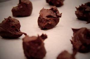 Delicious Reception Treats: DIY Chocolate Truffles 5