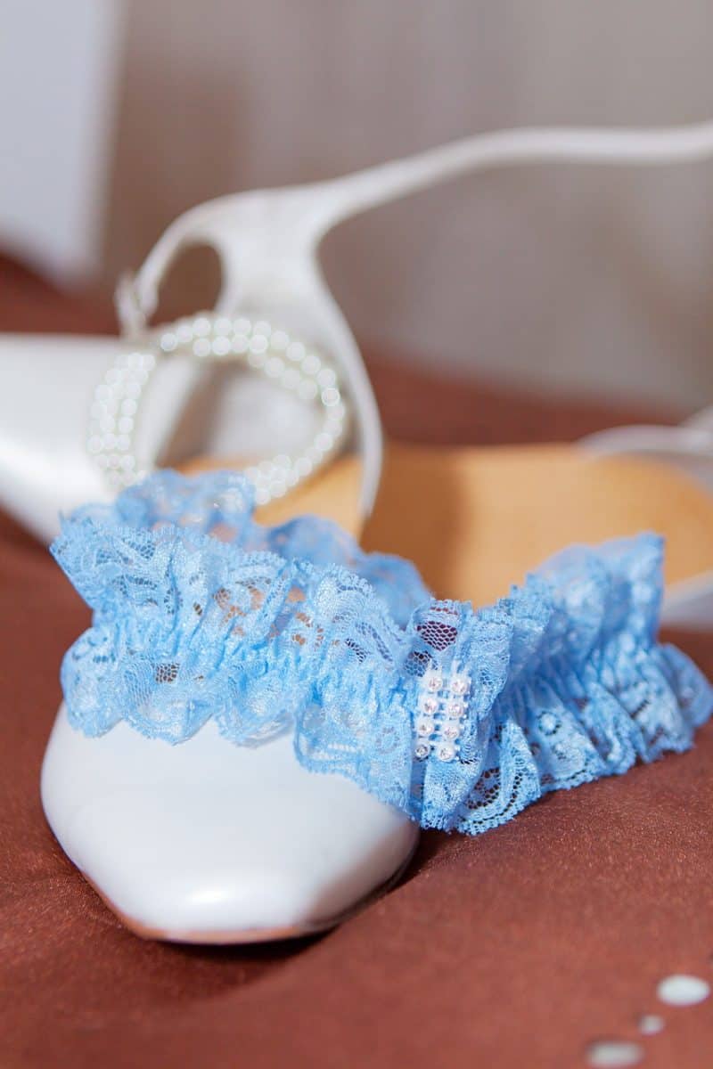 Are Wedding Garters Outdated? 9