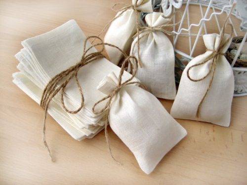 6 Trendy and Affordable Wedding Favor Bags Your Guest Will Love - The ...