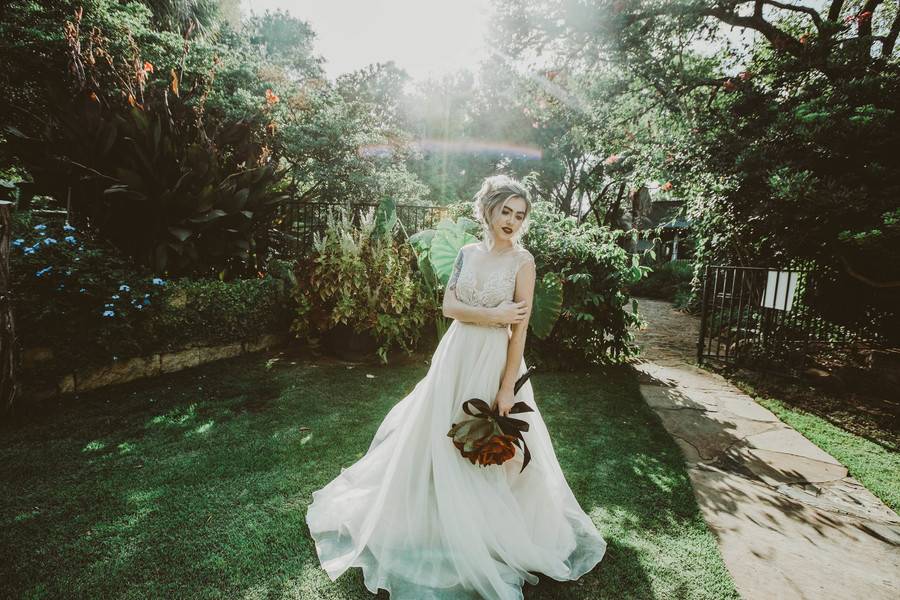 Moody Fairytale at the Hummingbird House - Inspired Bride