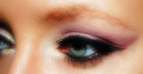 5 Eye Make-Up Ideas to Try for Brides 3