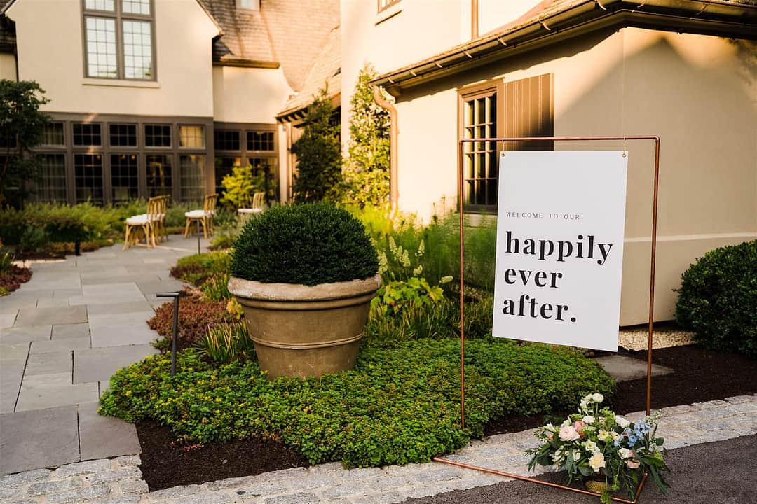 This Couple Tied The Knot In Their Parents' Magical Backyard 57