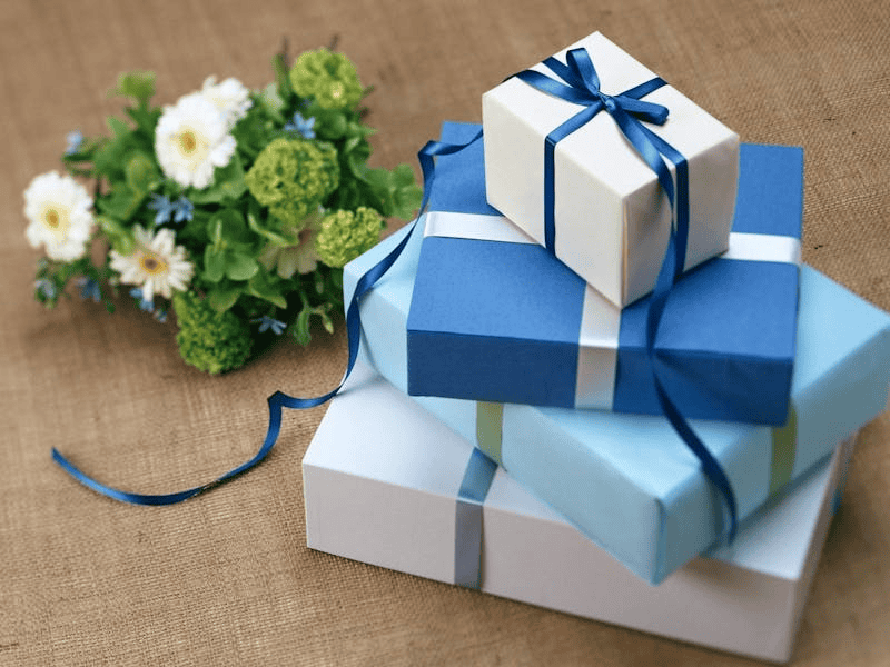 Step-by-Step Guide to Choose Gifts for My Son’s Wedding