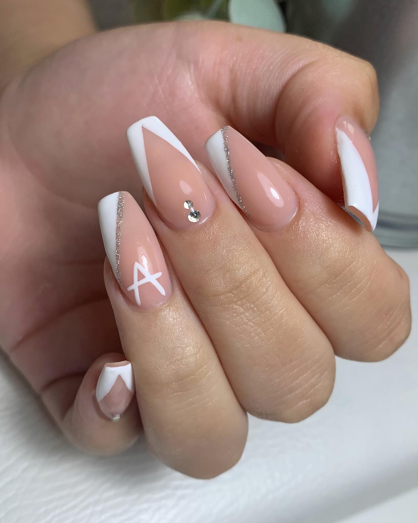 30+ One-of-a-Kind White Wedding Nail Designs For Brides 117