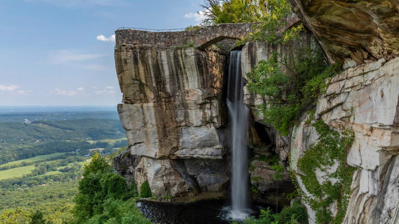 Top Engagement Photo Spots in and Around Chattanooga 15