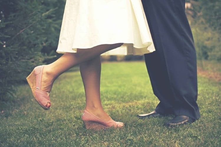 Tips For Choosing The Perfect Shoes For Your Outdoor Wedding