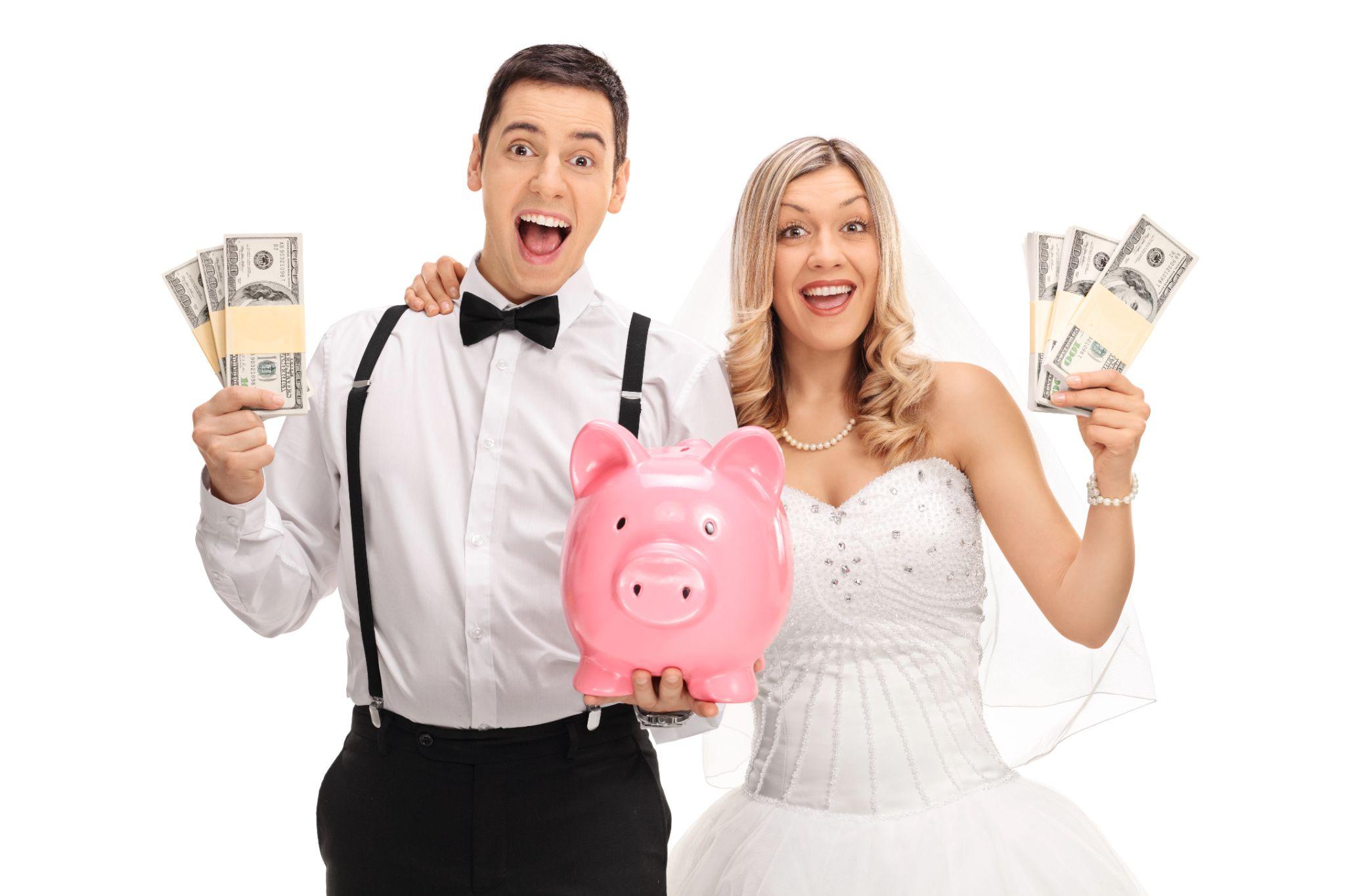 What is the Etiquette for Cash Funds at a Wedding Registry? 51