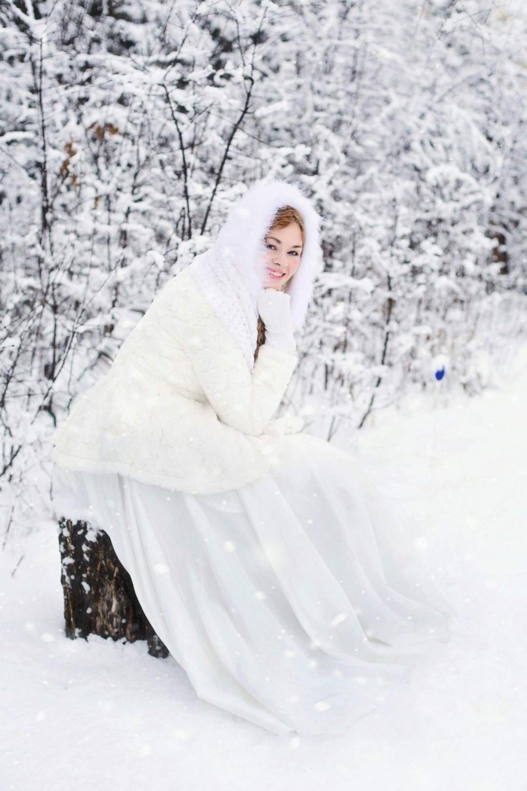 Secrets to Making an Outdoor Winter Wedding Work 11